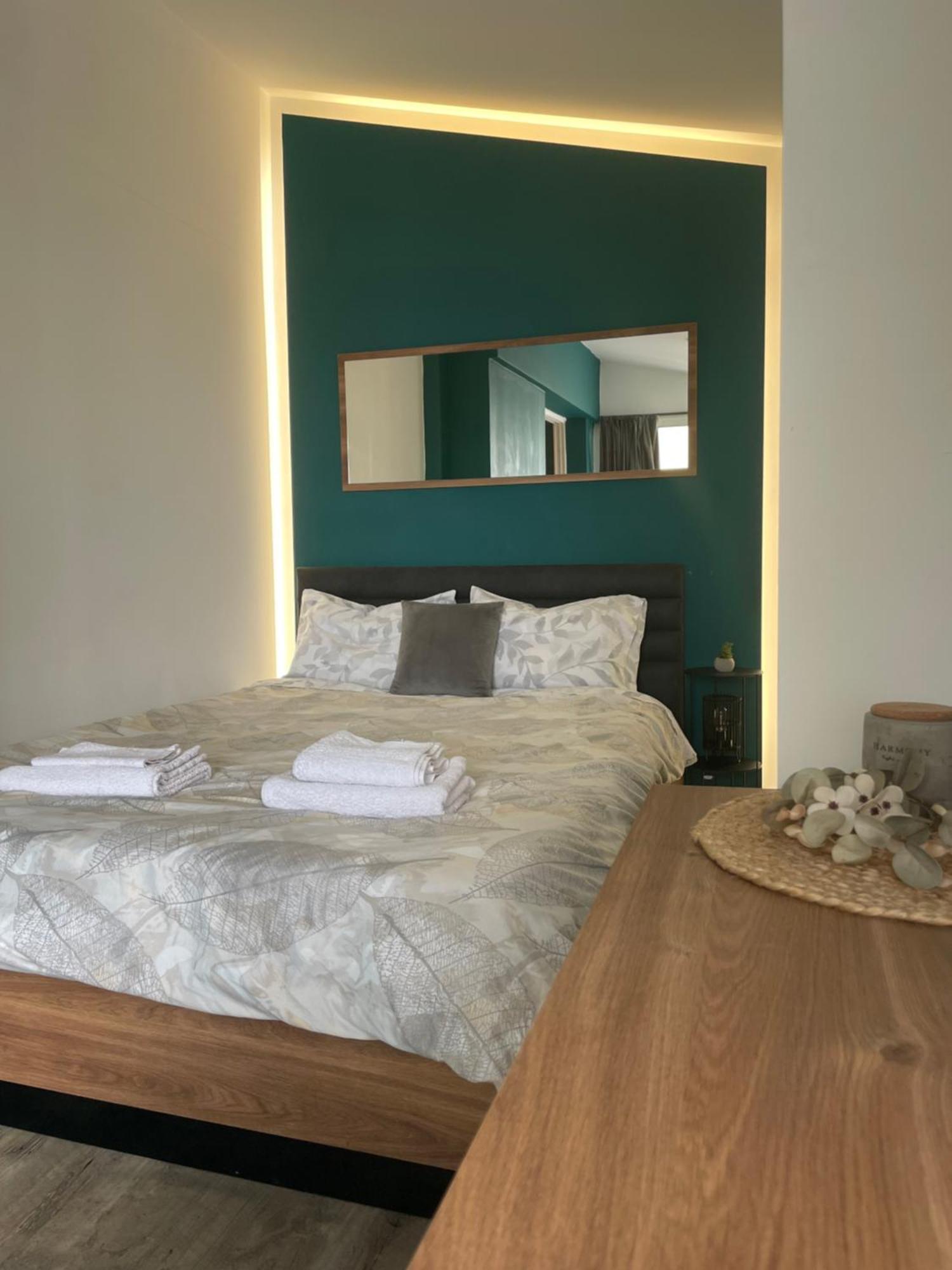 Lux Apartment 10M From Center アレクサンドルポリス エクステリア 写真