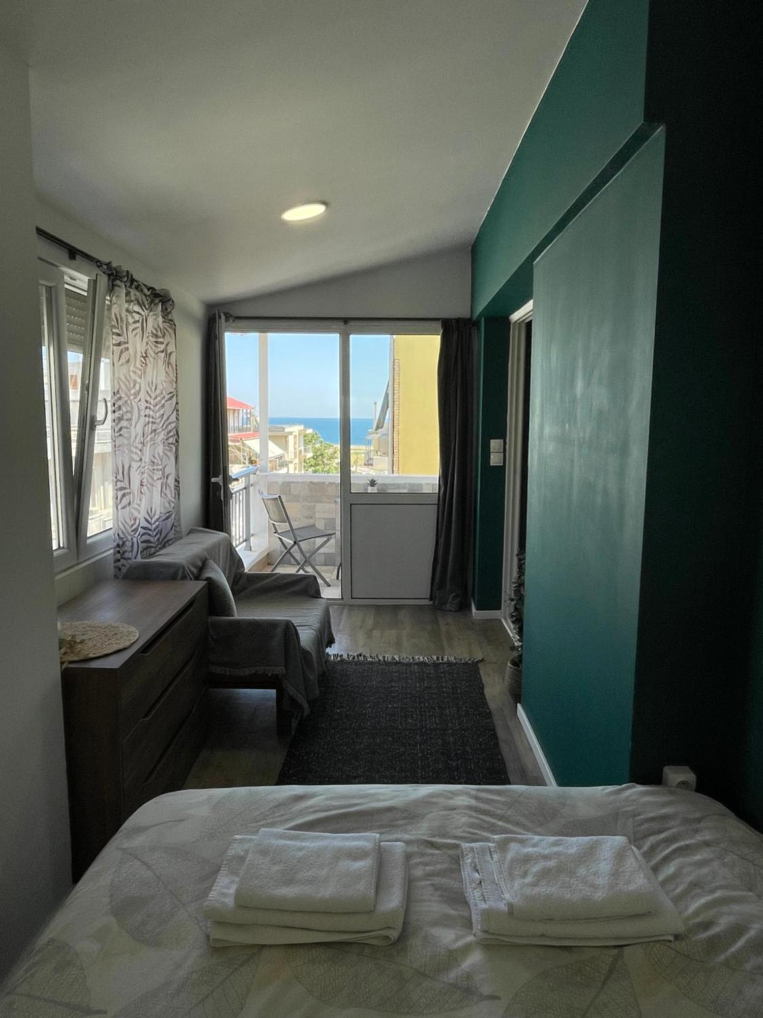 Lux Apartment 10M From Center アレクサンドルポリス エクステリア 写真
