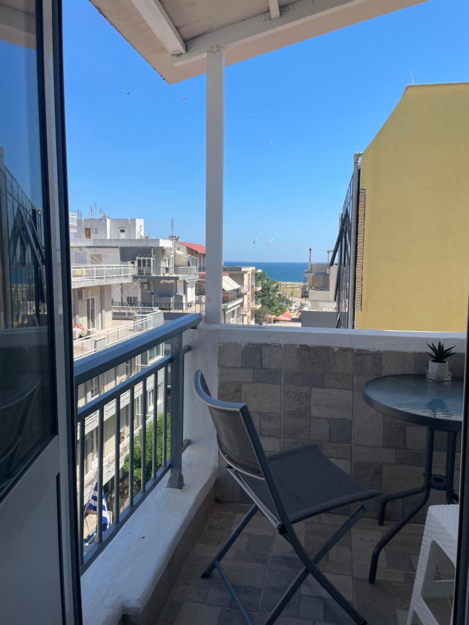 Lux Apartment 10M From Center アレクサンドルポリス エクステリア 写真